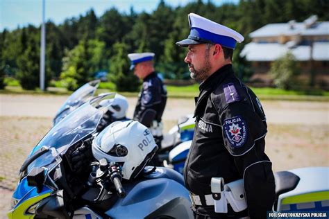 Nowe Motocykle W Garnizonie Policja Pl Portal Polskiej Policji