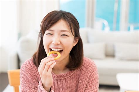 ダイエット中の人は必見！ 林修先生オススメの「空腹を抑えて間食を防ぐ方法」が話題 Sirabee