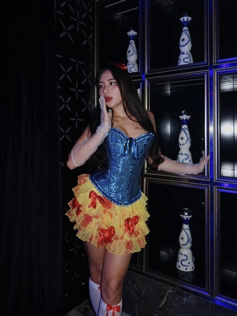Hot girl phòng gym sở hữu thân hình siêu thực nhìn là mê