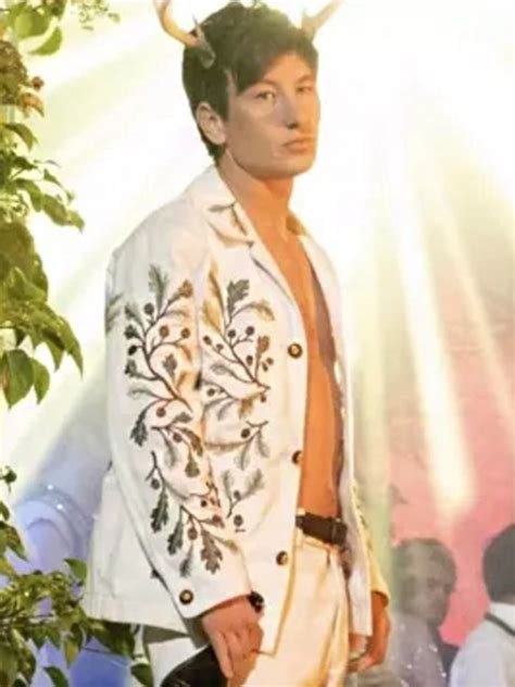 Saltburn 2023 Oliver Quick Embroidery White Jacket