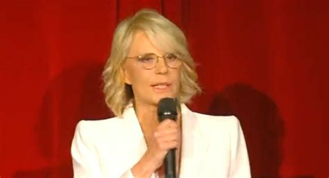 Maria De Filippi Le Commoventi Parole Per Maurizio Costanzo