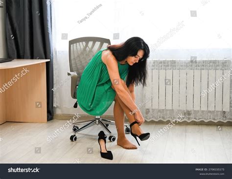 20 Pantyhose Mature Women Royalty Free Images Stock Photos Pictures