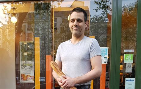 La Meilleure Baguette De Paris Se Trouve Dans Le 12e Arrondissement