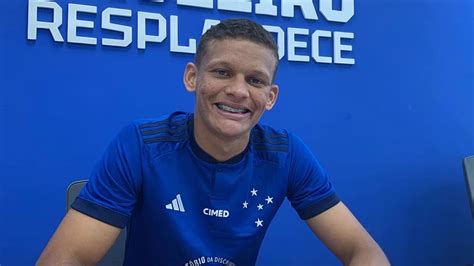 Cruzeiro Contrata Volante Janderson Ex Fluminense Pi Jogador Estava