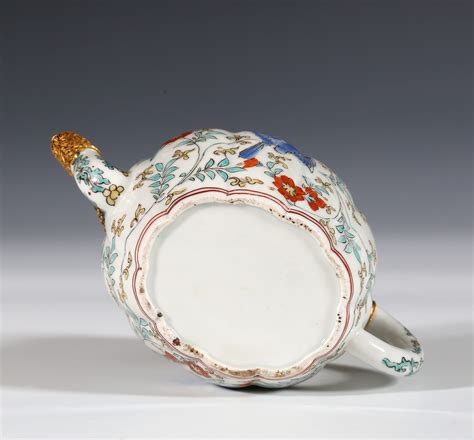 A Japanese Kakiemon Gold Filigree Mounted Teapot Rare Ceramics