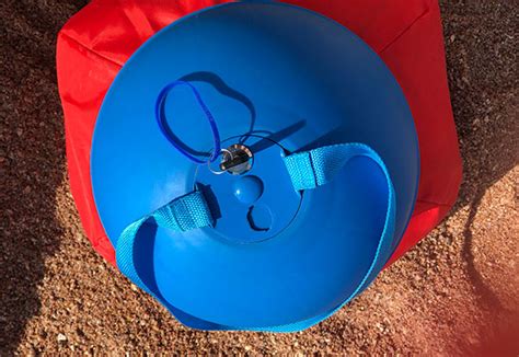 С персональным сейфом для пляжа проводите время на море без забот и ...