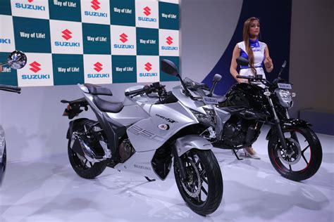 Suzuki Unveils Gixxer Sf 250 Bs6 At Auto Expo 2020 Bikedekho