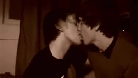 Gay Kissing Filmy Porno XHamster