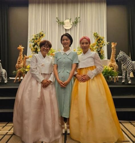 안영미, 남편 없이 홀로 子돌잔치…송은이 신봉선 참석 : 네이트 연예