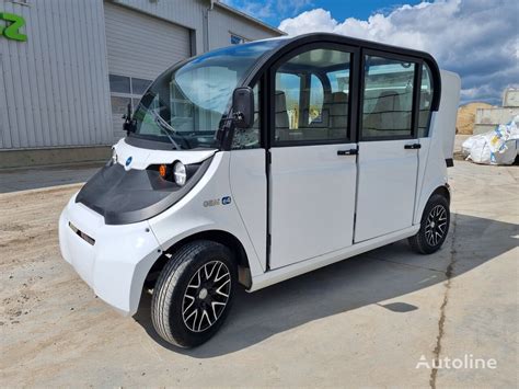 Gem Polaris Gem E4 Electric 4x2 Vehicle Electric White Golf Cart For Sale Poland Chwaszczyno