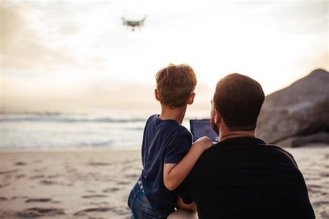 10 Best Drones for Kids (Nov. 2019): Toy Camera Drones for Children