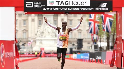 London Marathon - The Latest News from the UK and Around the World | Sky News