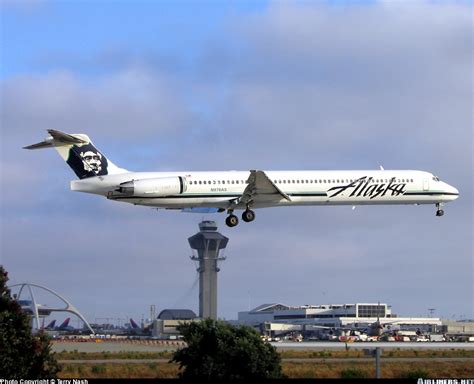 Mcdonnell Douglas Md 83 Dc 9 83 Alaska Airlines Aviation Photo