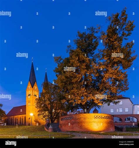 St Trinity Hi Res Stock Photography And Images Alamy