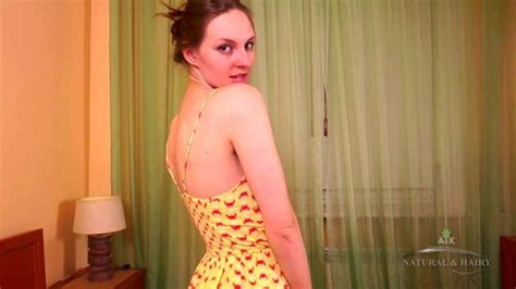 Lindaを視聴 Solo Solo Girl Brunette Porn SpankBang