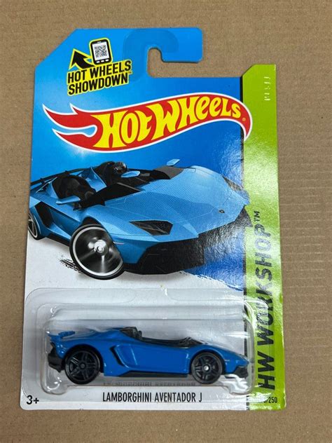 絕版 年 Hotwheels hot wheels 風火輪 lamborghini aventador J 林寳堅尼 興趣及遊戲 玩具 遊戲類 Carousell