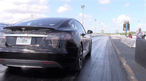 Stock 2014 Tesla Model S P85d 1 4 Mile Drag Racing Timeslip Specs 0 60