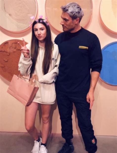 Chris Appleton Bio, Wiki, Net Worth, Married, Partner, Daughter