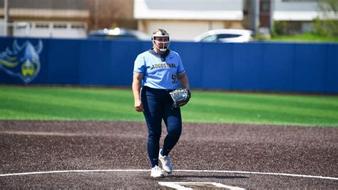 Glanzer No Hitter Sends Vikings To Nsic Championship Game Augustana