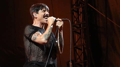 Hommage an Eddie Van Halen Red Hot Chili Peppers veröffentlichen neue Single Eddie Musikexpress