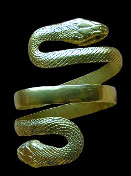 The Longest Ancient Snakes - Beachcombing's Bizarre History Blog