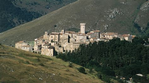 Italy’s Santo Stefano di Sessanio will pay you to move to its village