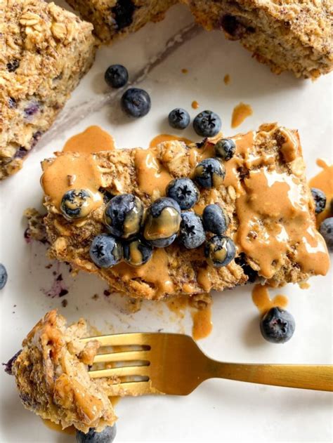 Healthy Blueberry Banana Oatmeal Breakfast Bars