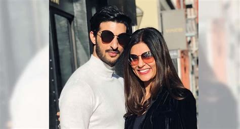 Sushmita Sen Confirms Break Up With Beau Roman Shawl Telangana Today