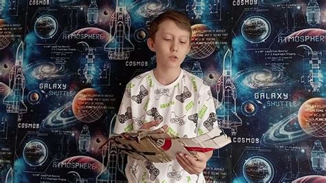 Картонная роба рука - YouTube