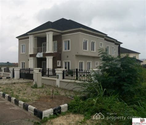 For Sale Privately Gated Luxury Bedroom Fully Detached Duplex At