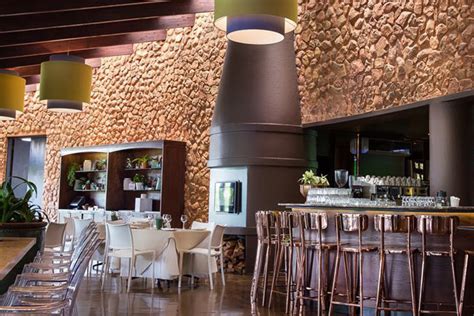 Kraal Restaurant - Restaurant in Johannesburg - EatOut