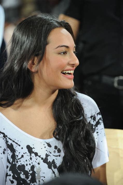 Hot Sexy Xxx Sonakshi Sinha Hot Rare Unseen Pics