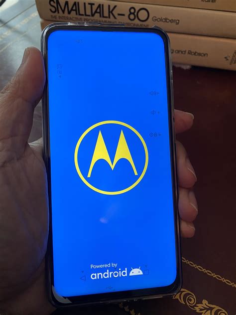 Unboxing The Motorola One Hyper Global Nerdy