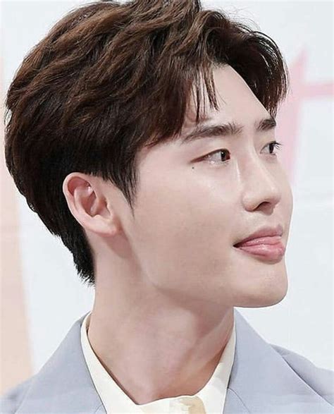 Pin De Melania Horhoianu En Lee Jong Suk Jong Suk