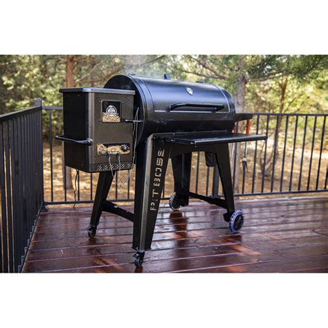 Pit Boss Navigator 1150 Wood Pellet Grill - Creekside Hearth