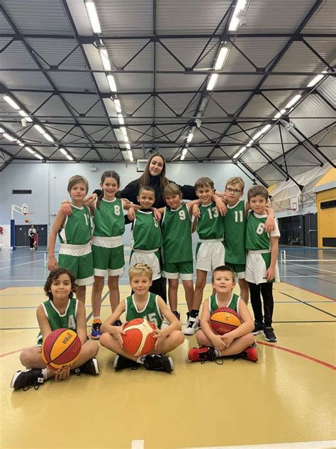 Saint Hilaire du Rosier Basket les U13 féminines soffrent une