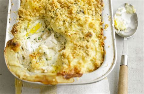 Fish pie | British Recipes | GoodtoKnow