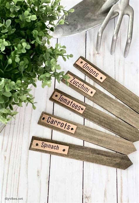 How to Make a Wooden Vegetable Garden Markers DIY | Hometalk