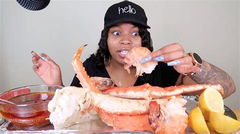 GIANT PRAWN SHRIMP KING CRAB SEAFOOD BOIL MUKBANG YouTube