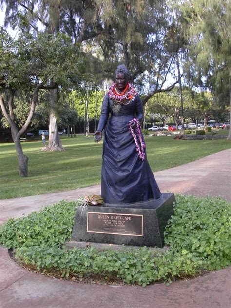 7 Statues of Hawaiian Royalty that can be found in Honolulu - Hawaii ...