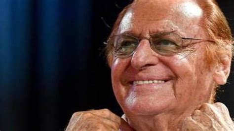 A Quanto Ammonta Il Patrimonio Di Renzo Arbore