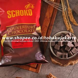 Jual Schoko Couverture Dark Chocolate Cube Gr Cokelat Baking