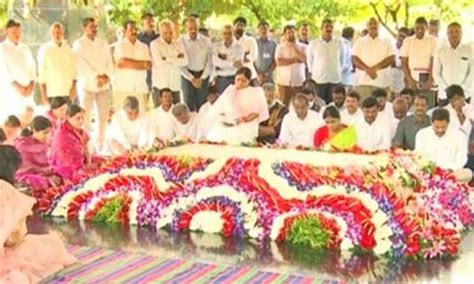 YS Jagan Mohan Reddy to visit Idupalapaya today, to pay tribute to YS ...