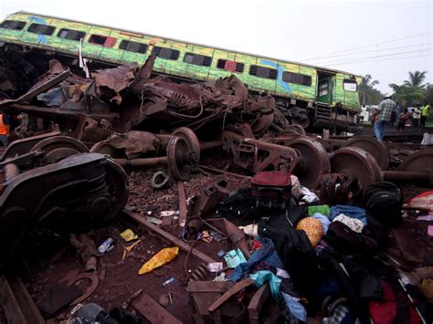 Catastrophe Ferroviaire En Inde La Cause Et Les Responsables Identifi S