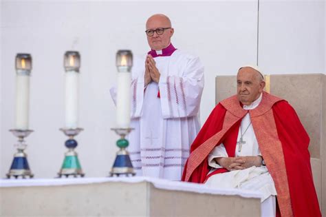 Homil A Del Papa Francisco En La Misa De La Vigilia De Pentecost S En