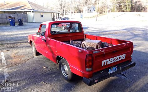 THE STREET PEEP 1984 Mazda B2000