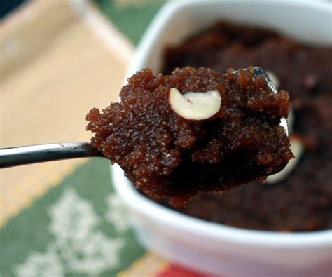 Sooji Chocolate Halwa | Semolina Chocolate Pudding - Cook With Manali