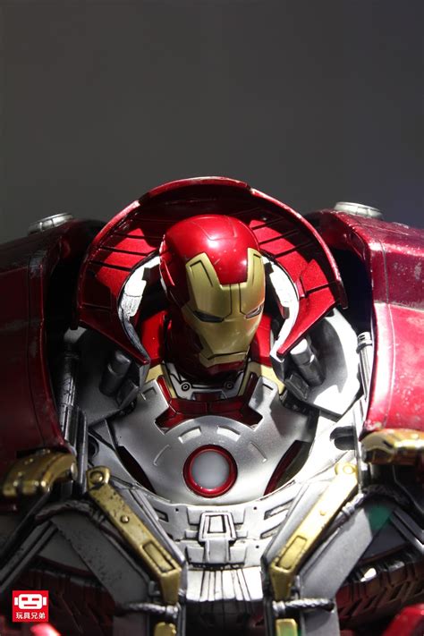 Hot Toys Hulkbuster Mark Toys Zone D Figures Price List Reviews
