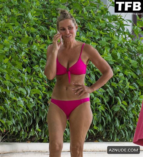 Donna Derby Sexy Seen Flaunting Her Body Wearing A Bikini At The Beach In Barbados With Bradley