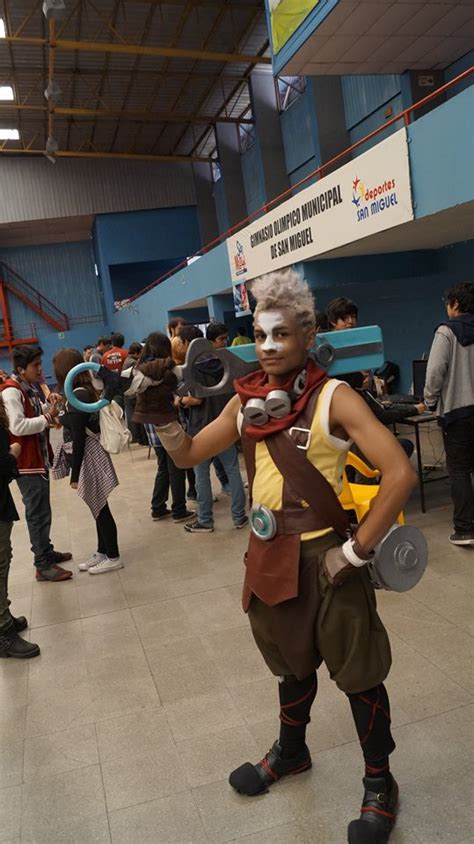 Ekko Cosplay by GLaDOSHeroes2000 on DeviantArt